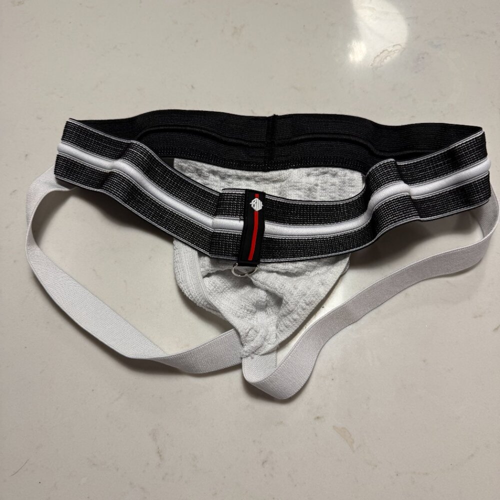 Breedwell Knockout Jock | White - Picture 2 of 4